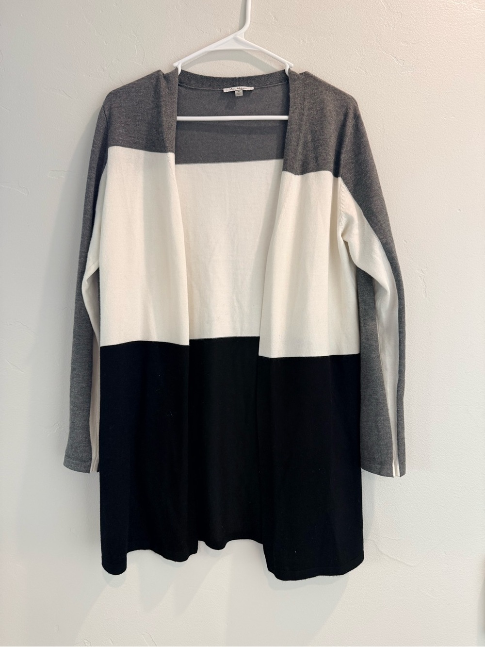 Open-Front Colorblock Cardigan in Gray, White & Black